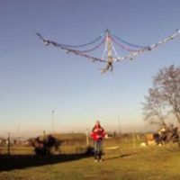 Il drone natalizio gigante