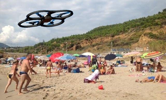 immagine di drone in spiaggia forte dei marmi 1