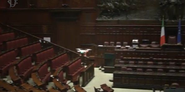immagine di drone parlamento italiano