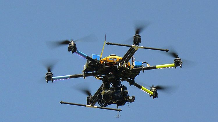 immagine di scuola di volo drone