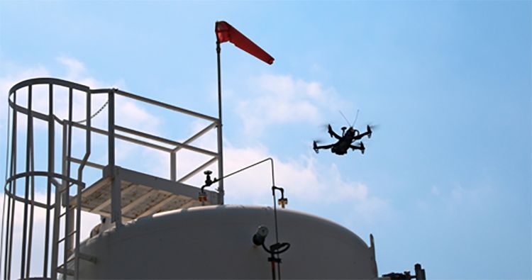 immagine di drone insurance