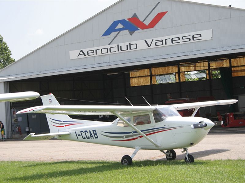 immagine di Aeroclub Varese Cessna C 172 FR I CCAB