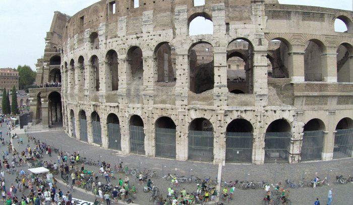 colosseo ripreso da drone