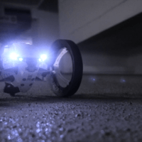 immagine di Parrot JumpingNight Buzz Lifestyle