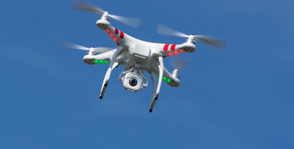 immagine di drone camera shutterstock