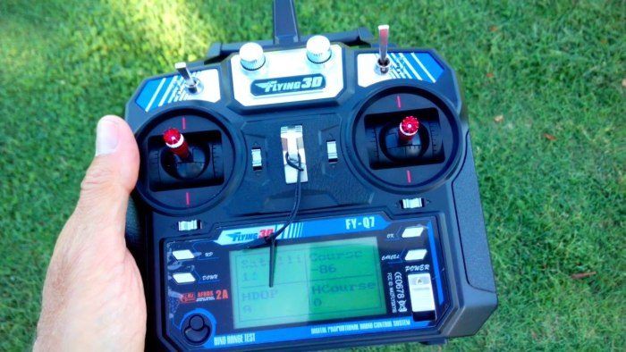 radiocomando-con-osd-700