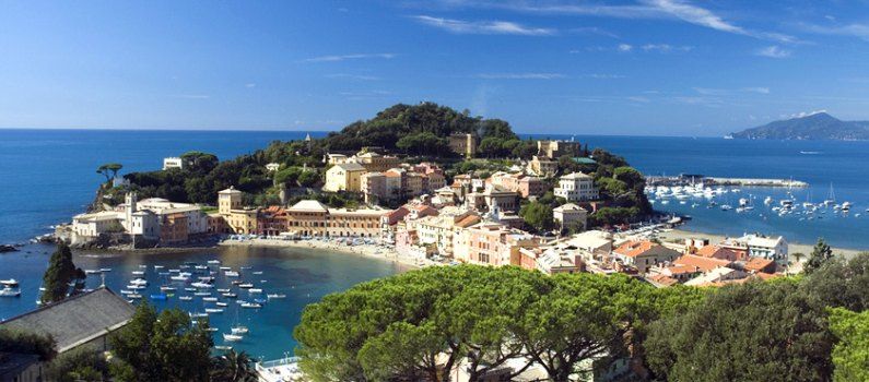 sestri levante vista da drone