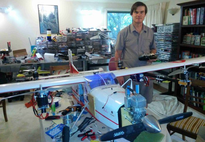 Il QuadPlane, un aereo con un quadricottero insieme che permette il VTOL