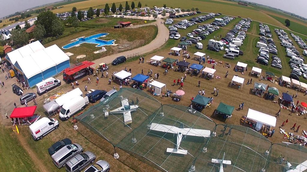 immagine di mercatino radio model show