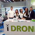 immagine di stand idroni staff fiera franchising