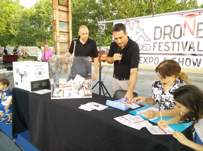 immagine di comunicazione vinicitore drone in premio 700