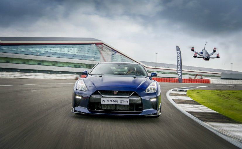 immagine di nissan gt r drone 827x510 61466681581 1