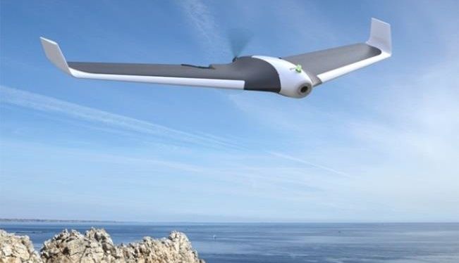 immagine di drone parrot disco in volo