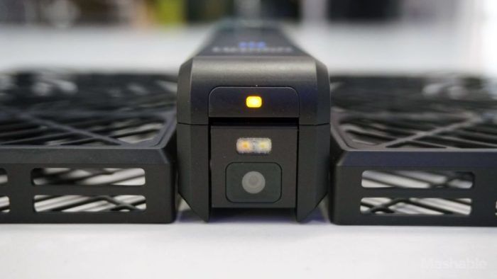 immagine di https 2F2Fblueprint api production.s3.amazonaws.com2Fuploads2Fcard2Fimage2F2457192Fhover camera hands on 7