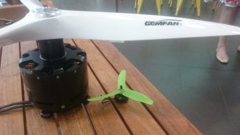 Confronto tra eliche e motori del Freedom Class e quelli di un normale racer 250 