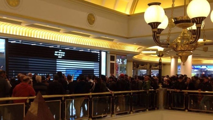 immagine di fila apertura.dji store roma 1
