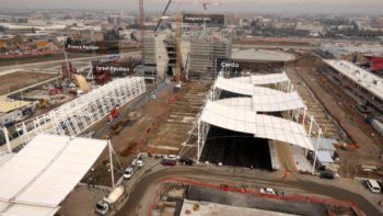 Immagini riprese dal drone durante la costruzione dell'Expo di Milano