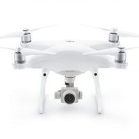 immagine di DJI Phantom 4 Advanced W front