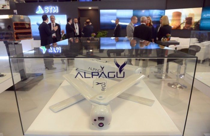 alpagu-drone-militare-turco-mostra-instanbul