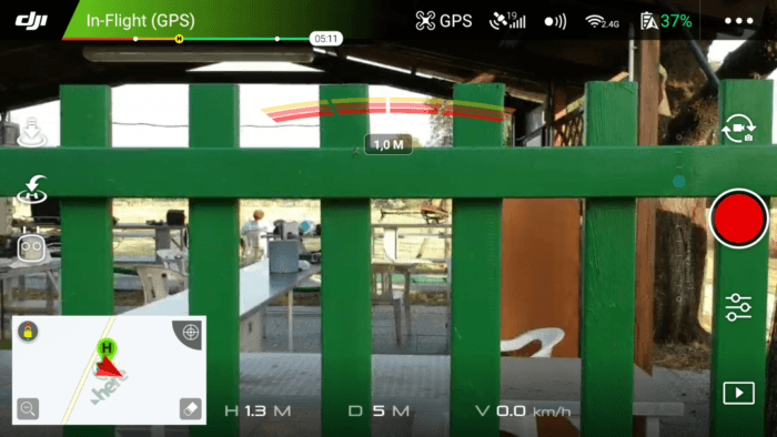 il drone dji spark evita bene le staccionate