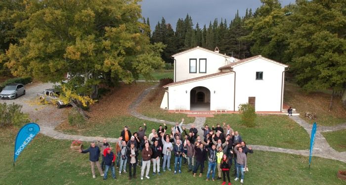 immagine di selfile aereo convegno trecento l