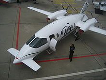 immagine di 220px Piaggio P180
