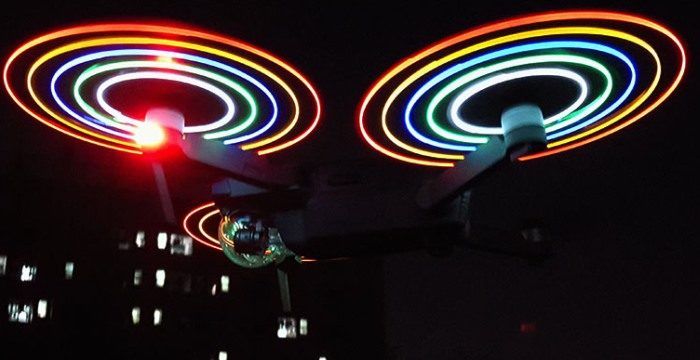 immagine di eliche luminose per drone dji mavic led propeller