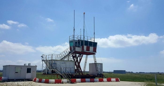 immagine di Enav mobile control tower at Alghero airport 2016