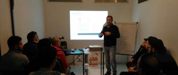 immagine di corsi teorici droni hub