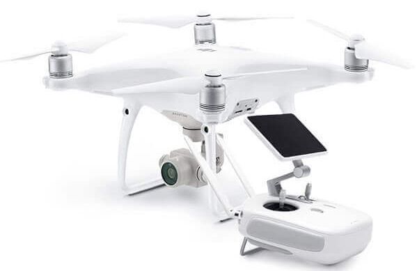 immagine di drone dji phantom 4 advanced plus