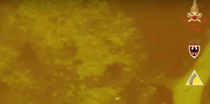 immagine di drone vigili fuoco trova donna dispersa