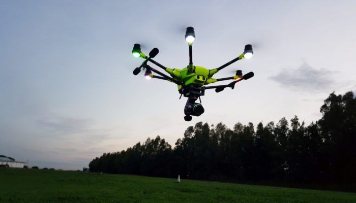 immagine di drone yuneec in volo 1