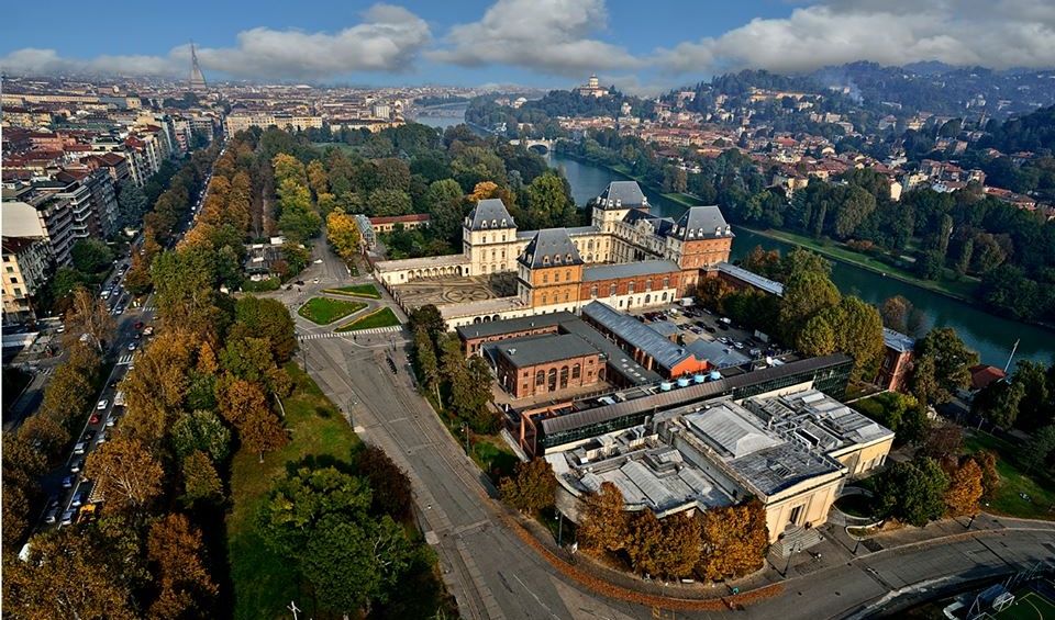 immagine di torino foto aerea con drone paolo bartone