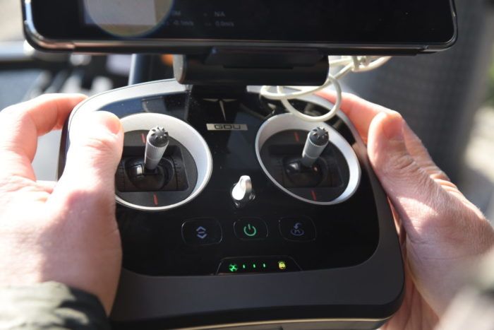 immagine di radiocomando drone gdu saga DSC 5010