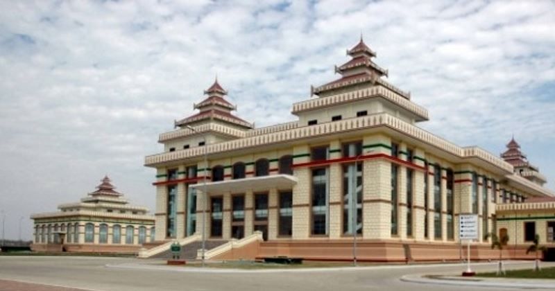 turista francese rischia carcere in birmania