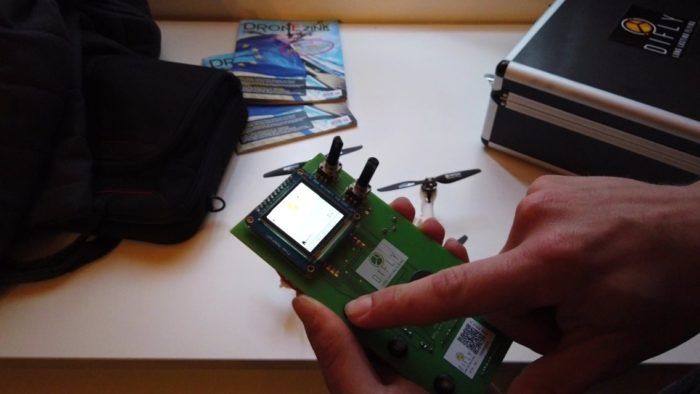 immagine di drone difly xlite piattaforma brevettata controllo volo drone