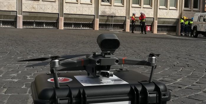 immagine di drone dji mavic 2 enterprise dual tibur resiliens