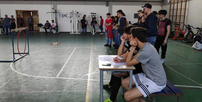 immagine di droni a scuola