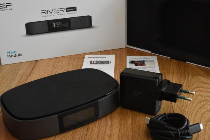 immagine di DSC 8918 river bank