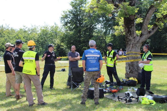 immagine di volontari esercitazione.monte franca