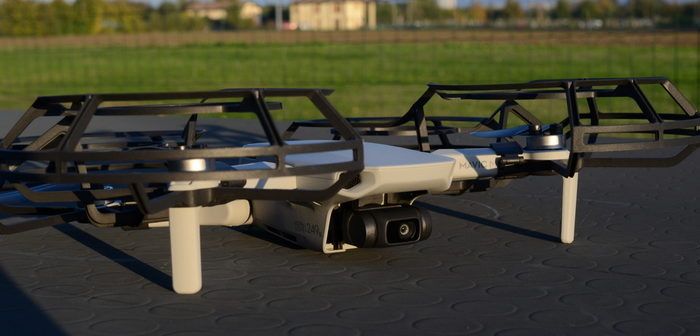 immagine di DSC 0577 mavic mini paraleiche appoggiato w