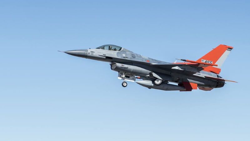 f16 trasformati in droni air force