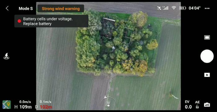 immagine di mavic mini stong wind battery problem