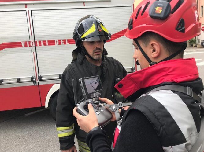 immagine di drone vigili fuoco