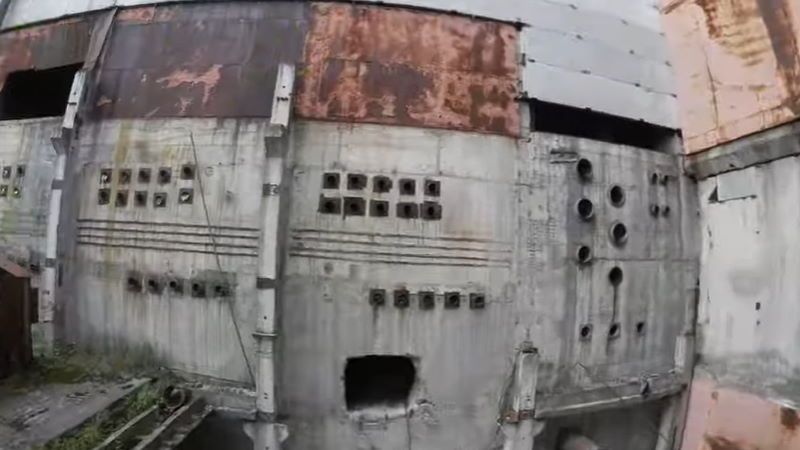 drone vola dentro al reattore 5 di chernobyl