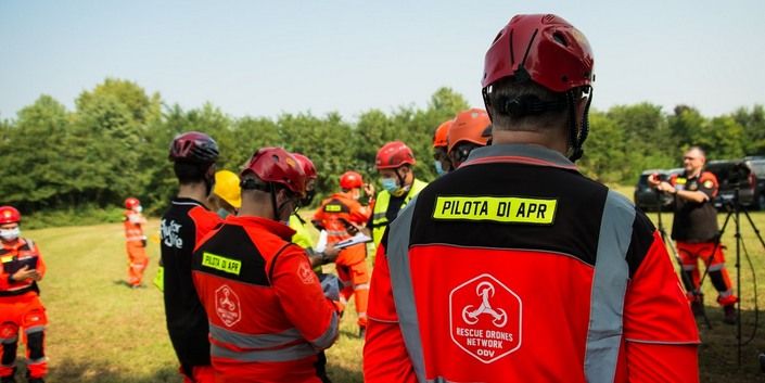 immagine di droni emergenze rescue drones network