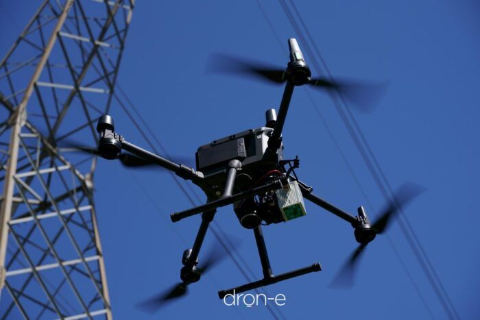 immagine di drone professionale in.volo DSC07371