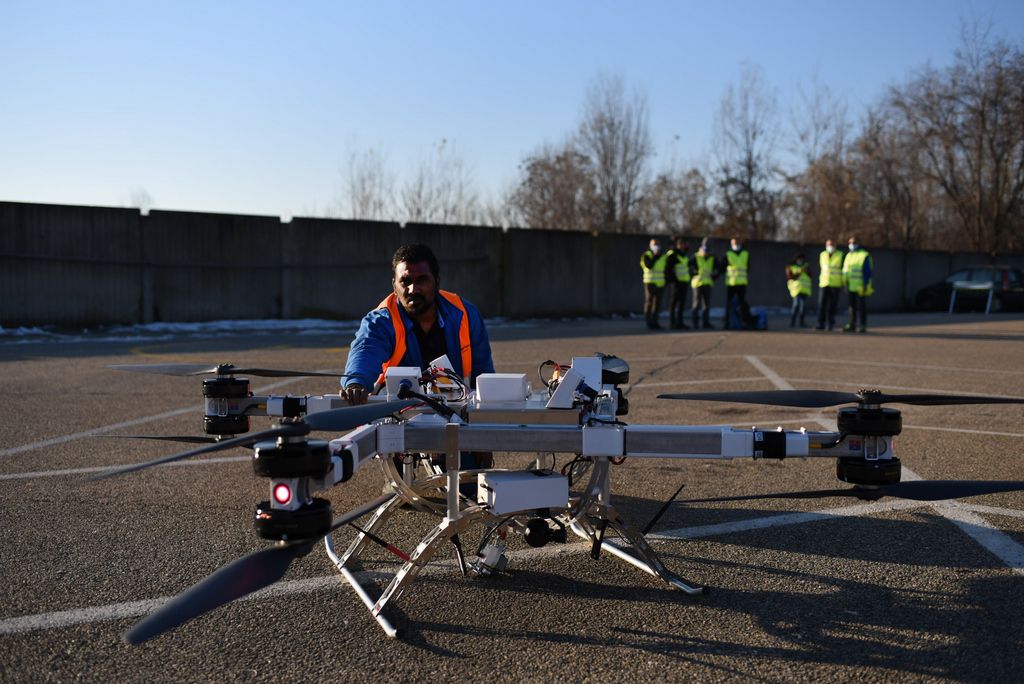 immagine di drone fb3 flyingbasket