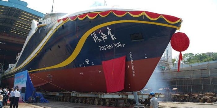 Zhu Hai Yun nave autonoma porta-droni cinese