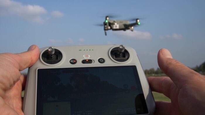 immagine di drone dji air 2s controller dji rc